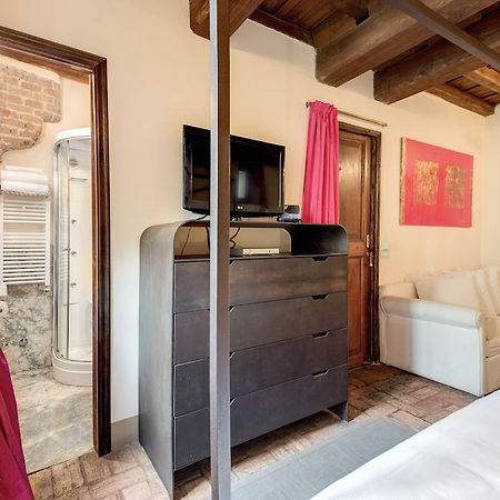ローマ レジデンツァ トーレ コロナ Bed & Breakfast エクステリア 写真